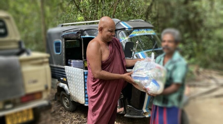 Let’s Feed The Hungry in isolated Villagers කුසගින්නෙන් පෙළෙන